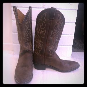 Justin Cowboy Boots - Women’s Size 10